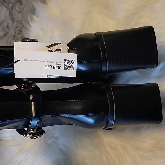 🖤🔥ZARA PEARL BLOCK HEEL ANKLE BOOTS🖤🔥 - Picture 6 of 13